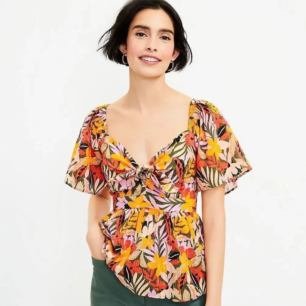 LOFT Tropical Flutter Tie Neck Top. Size Medium